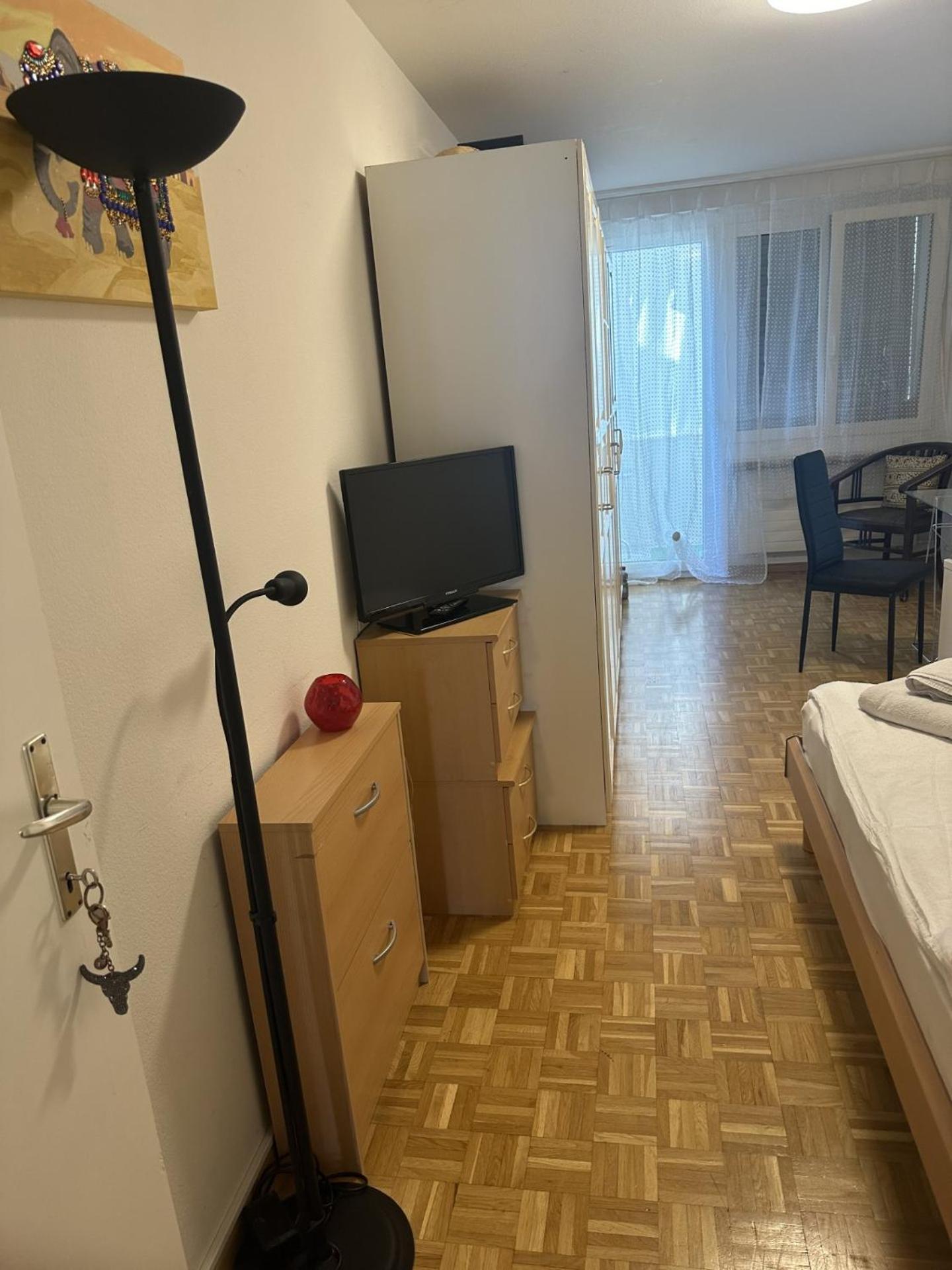 Schoenes Zimmer In Der City 바젤 외부 사진